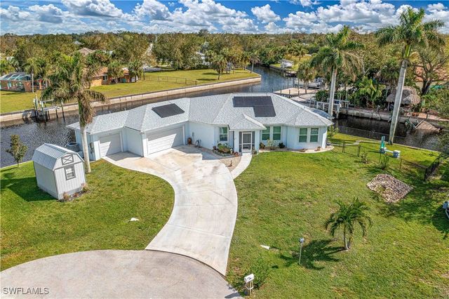 $689,000 | 2036 Palm Harbor Terrace