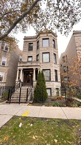 $2,500 | 1429 North Washtenaw Avenue, Unit 3 | West Town