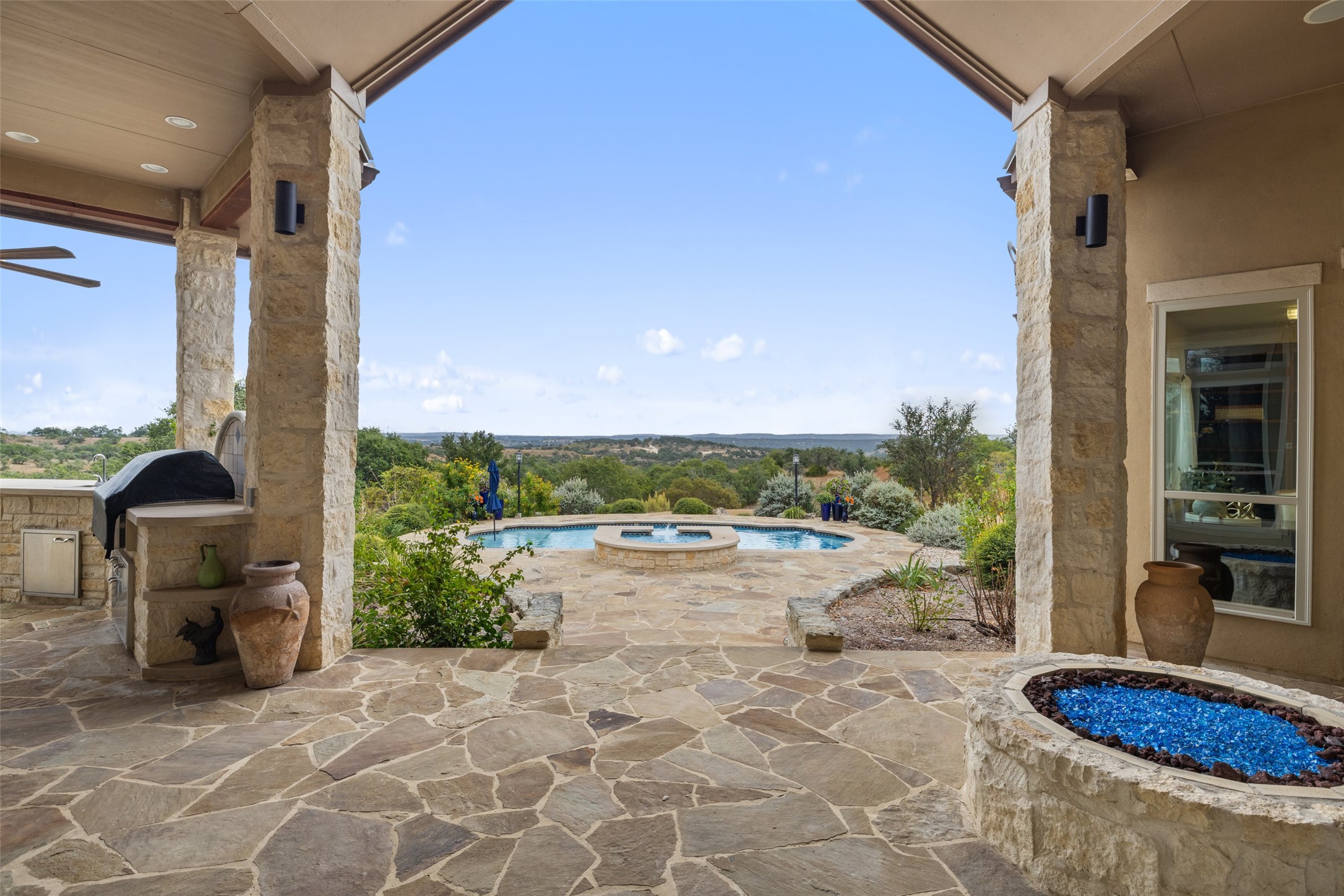 a view of a terrace with sky view