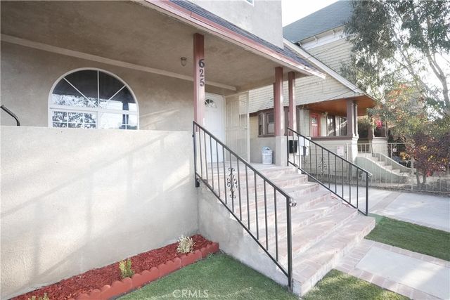 $1,575 | 625 East 21st Street | South Central LA