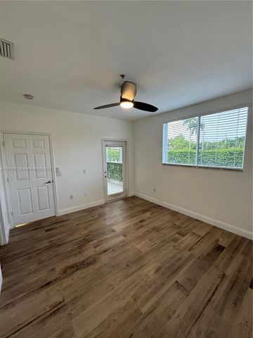 $2,250 | 75 Gulfstream Road, Unit 101B | Dania Beach