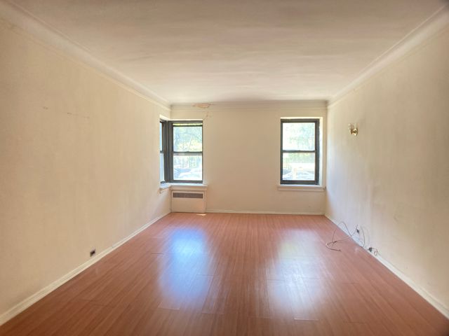 $2,300 | 105 Arden Street, Unit 2C | Washington Heights