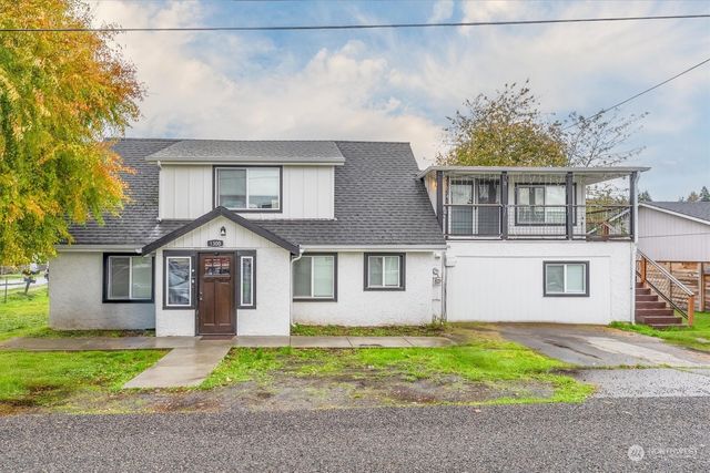 $525,000 | 1300 3rd Avenue North | Kelso