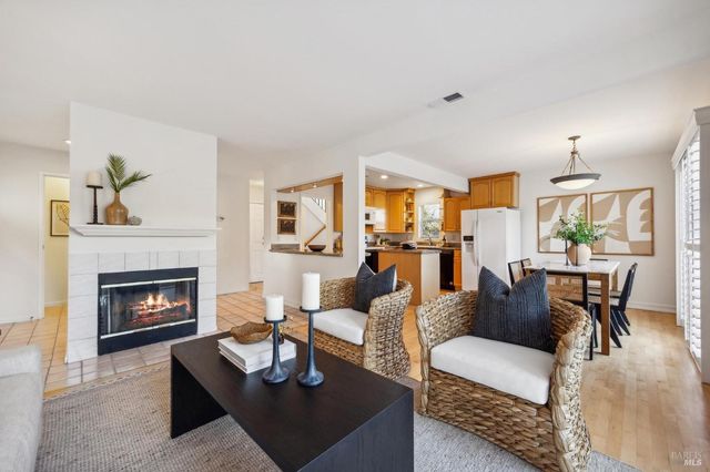 $998,000 | 8 Mariner Green Drive | Corte Madera