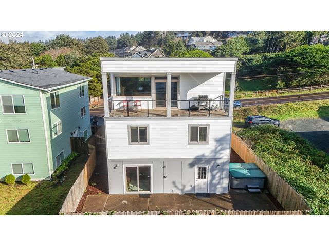 $1,399,000 | 5545 Northwest Logan Road | Lincoln City