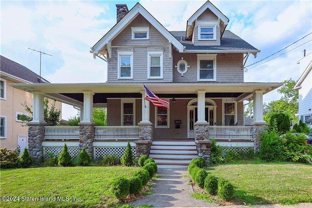 $1,279,999 | 269 College Avenue | Westerleigh