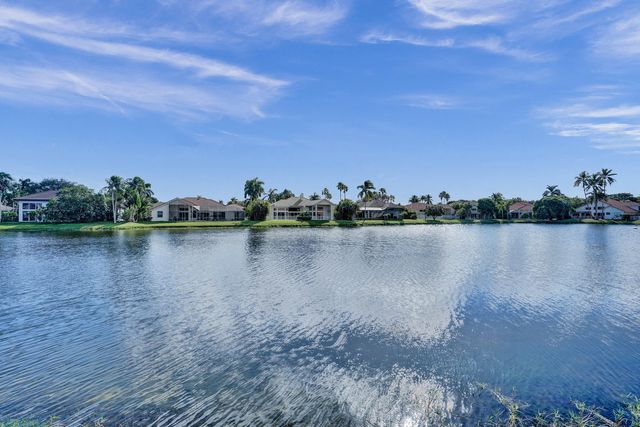 $1,650,000 | 6543 Newport Lake Circle | Newport Bay Club