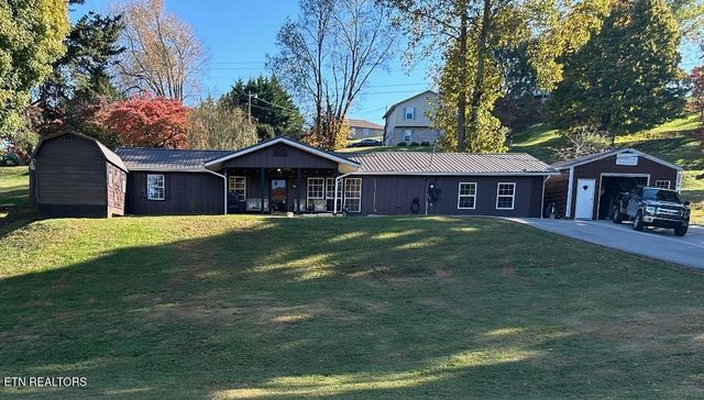 $379,900 | 319 Navaho Drive | Seymour