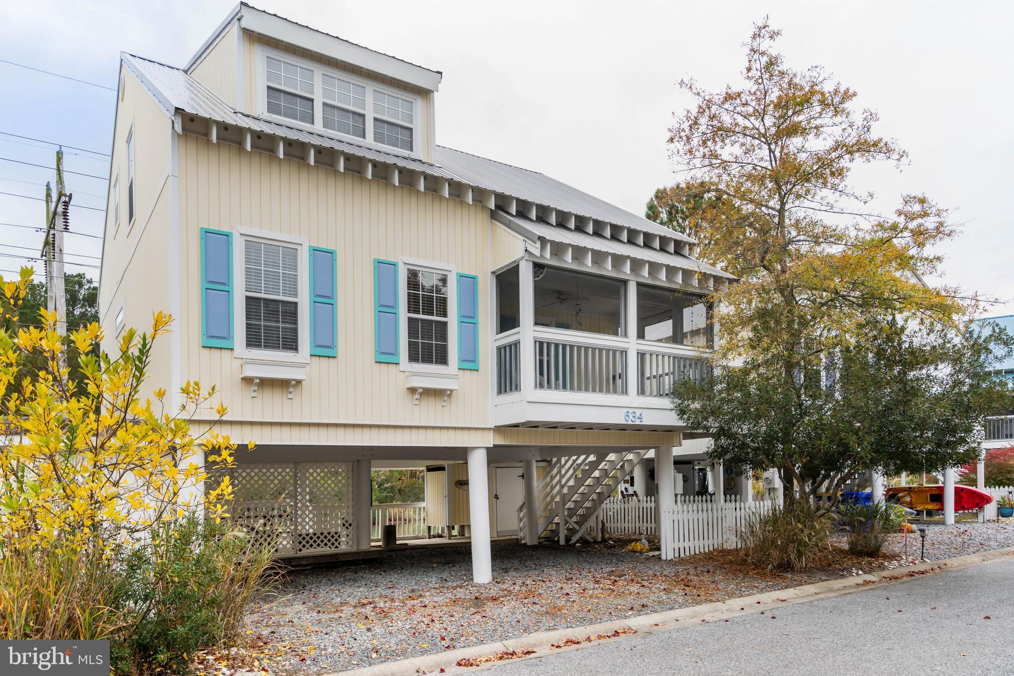 a view of a building with a outdoor space