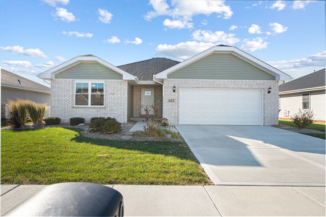 $352,000 | 612 Stone Mill Drive | Bourbonnais