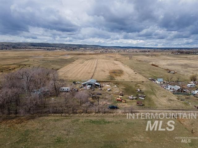 $695,000 | 3451 Highway 52