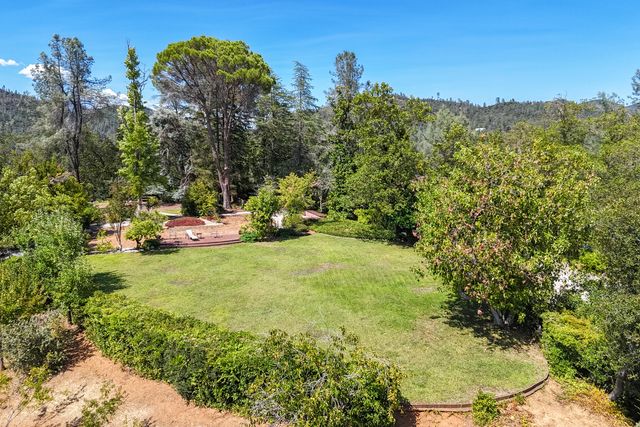 $450,000 | 17858 Leisure Lane | Shasta Lake