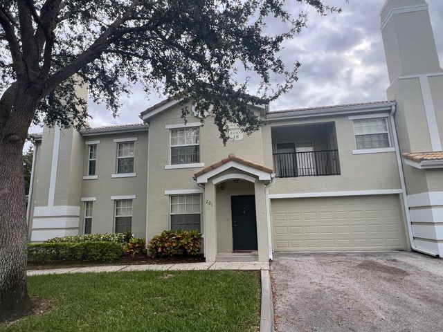 $2,200 | 134 Southwest Peacock Boulevard, Unit 18201 | Fountainview