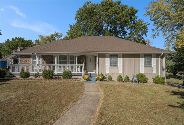 $325,000 | 7810 Irwin | Raytown