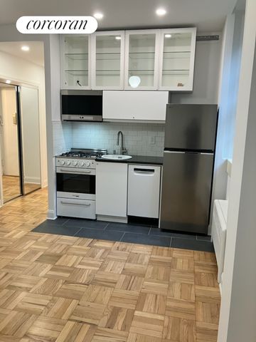 $3,200 | 516 East 78th Street, Unit 5P | Upper East Side