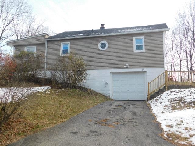 a view of backyard of house