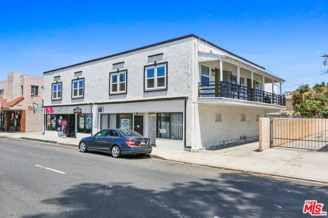 $2,850,000 | 6062 Atlantic Avenue | North Long Beach