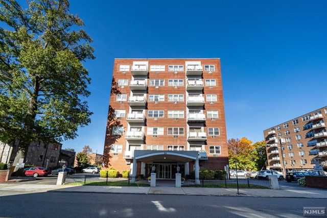 $269,000 | 20 Jefferson Street, Unit B8 | Hackensack