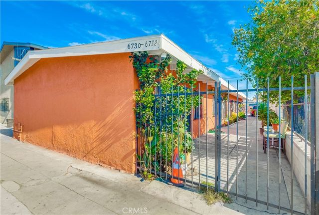 $975,000 | 6730 Paramount Boulevard | North Long Beach