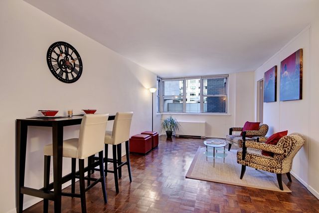 $4,595 | 200 East 58th Street, Unit 8B | Midtown East