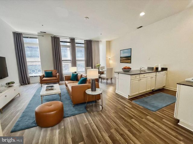 $2,600 | 1001-13 Chestnut Street, Unit 603E | Center City West