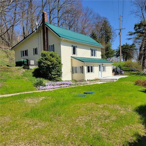 $319,500 | 780 West Park Road | Worth Township - Butler County
