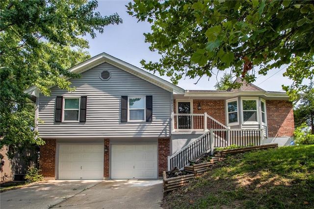 $295,000 | 2637 Southwest Walnut Street | Blue Springs