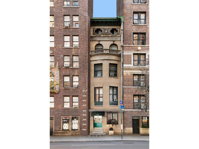 $2,500,000 | 249 West End Avenue | Upper West Side