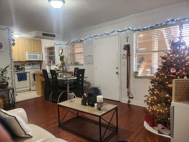 $196,200 | 110 Southeast 2nd Street, Unit 210 | Hallandale Beach City Center