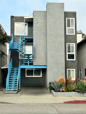 $2,050,000 | 6505 Pacific Avenue | Playa del Rey