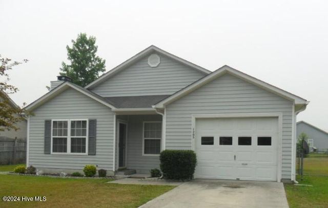 $1,700 | 1205 Gerald Drive | Springdale Acres