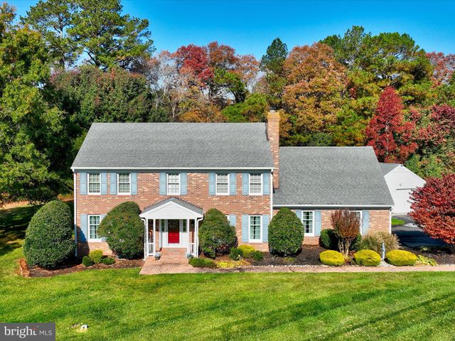 $660,000 | 30602 Foxchase Drive