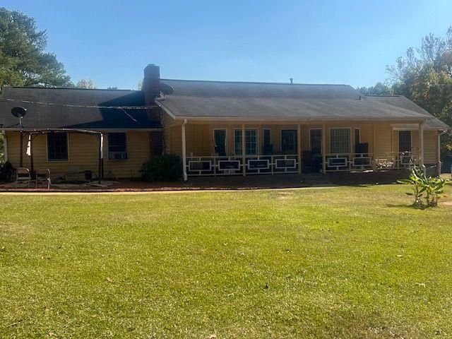 $275,000 | 255 Deer Run Road