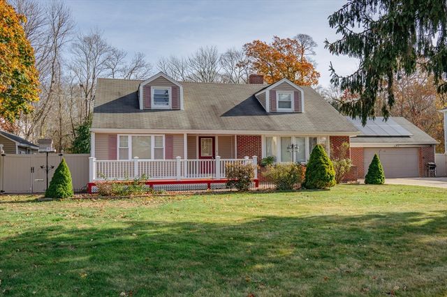 $590,000 | 32 New Plainville Road | North End