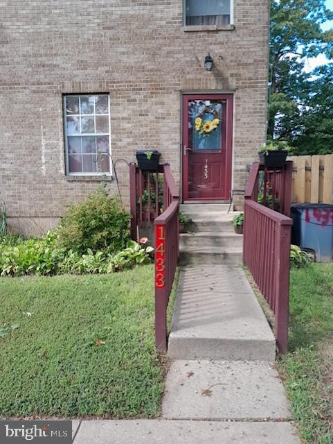 a view of entrance of the house