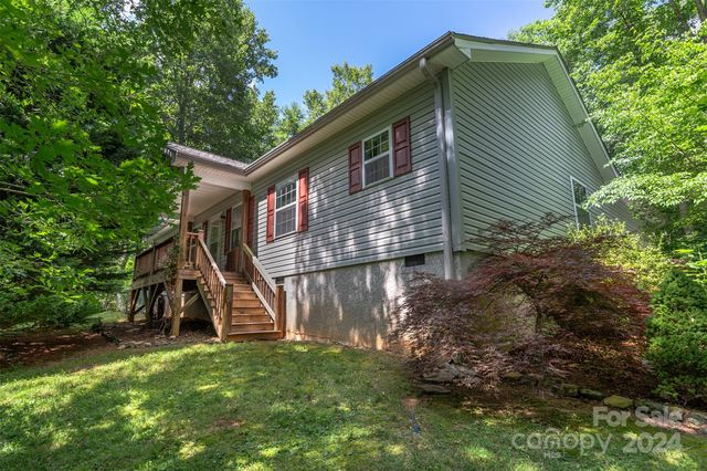 $390,000 | 488 Anders Road | Green River Township - Henderson County