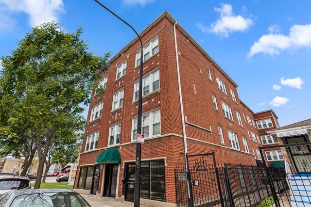 $144,900 | 2549 North Laramie Avenue, Unit 3E | Belmont Cragin