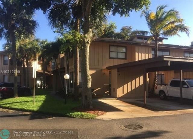 $2,800 | 9954 Royal Palm Boulevard | Coral Springs