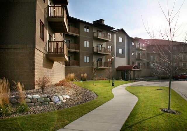 $269,900 | 14 Copeland Avenue, Unit 206 | La Crosse