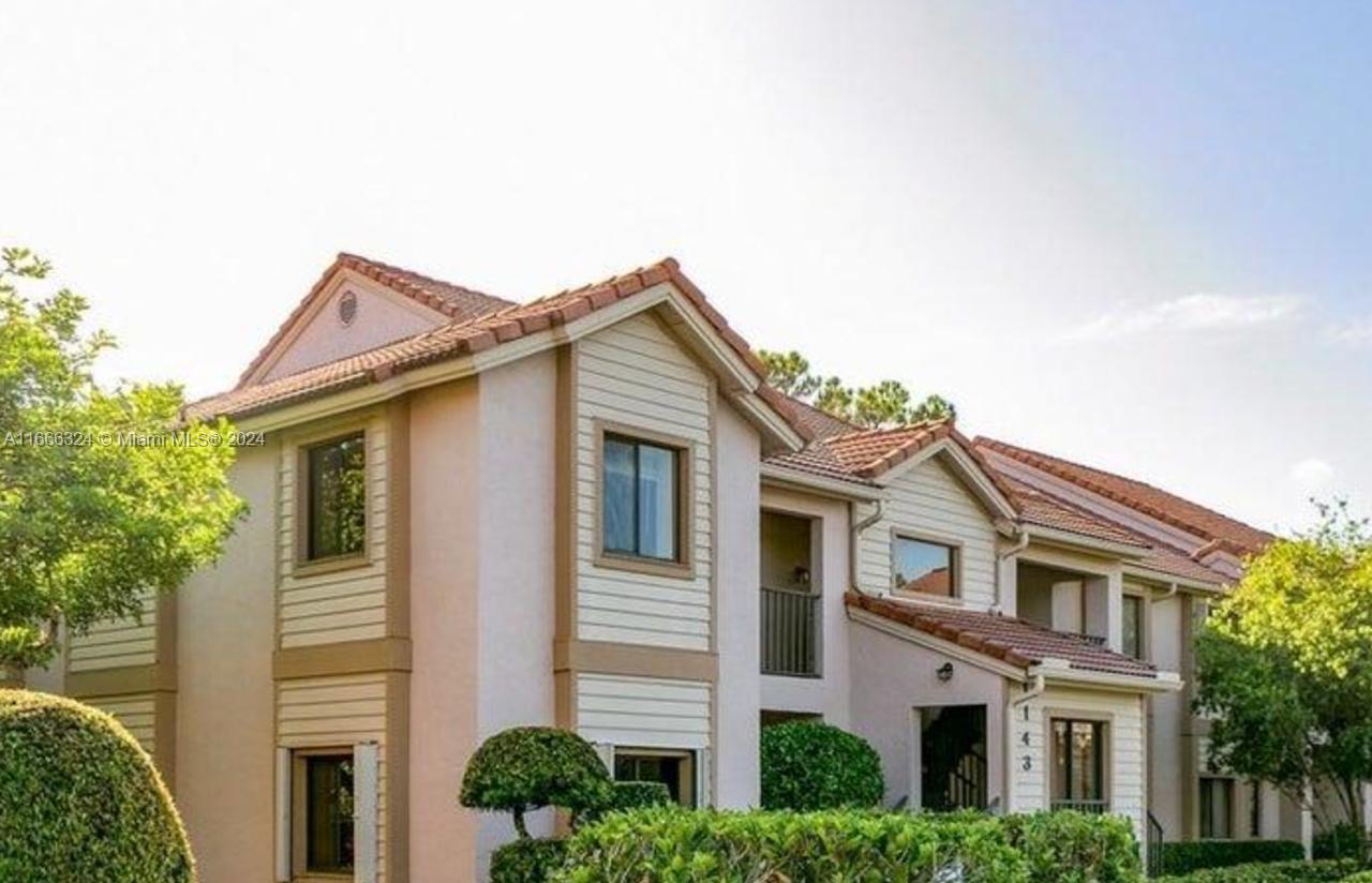 a view of house with a outdoor space