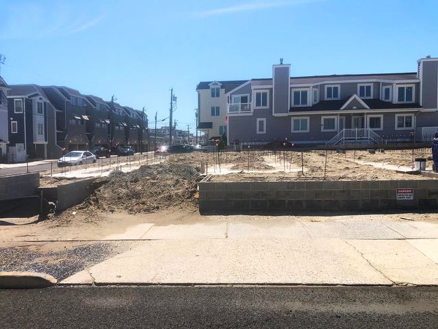 $2,999,990 | 8302 Sunset Drive | Stone Harbor