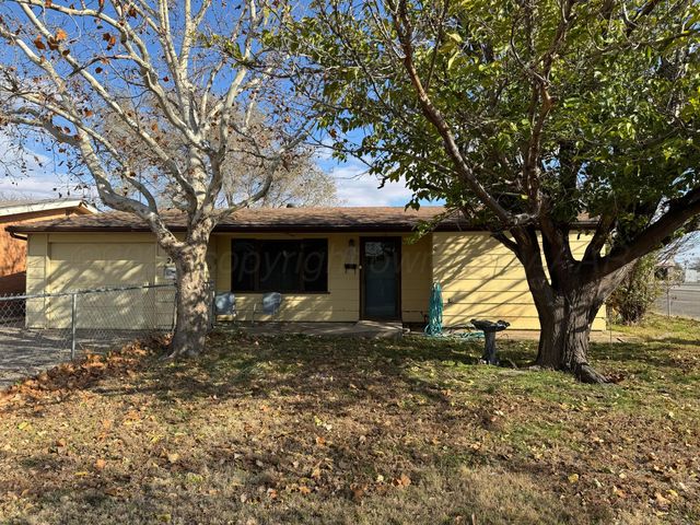 $163,500 | 2143 South Apache Street | Johnson