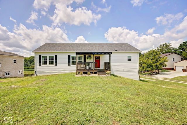 $415,000 | 7859 Moore Road | Taylor Township - Owen County