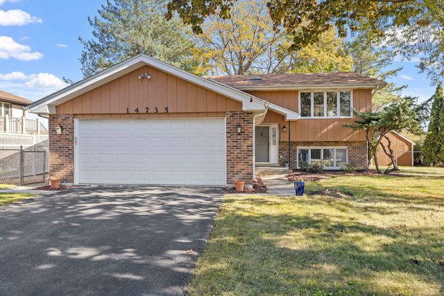 $369,900 | 14735 South Arboretum Drive | Homer Glen