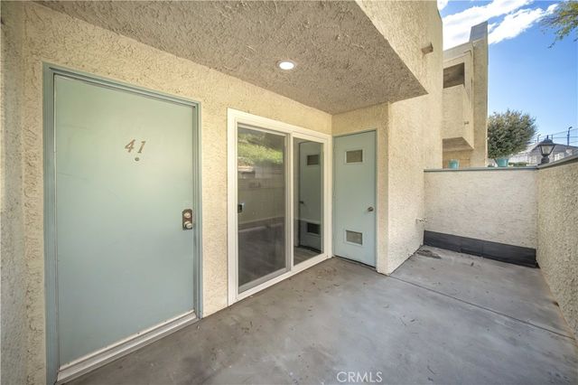 $369,900 | 18209 Sierra Highway, Unit 41 | East Canyon Country