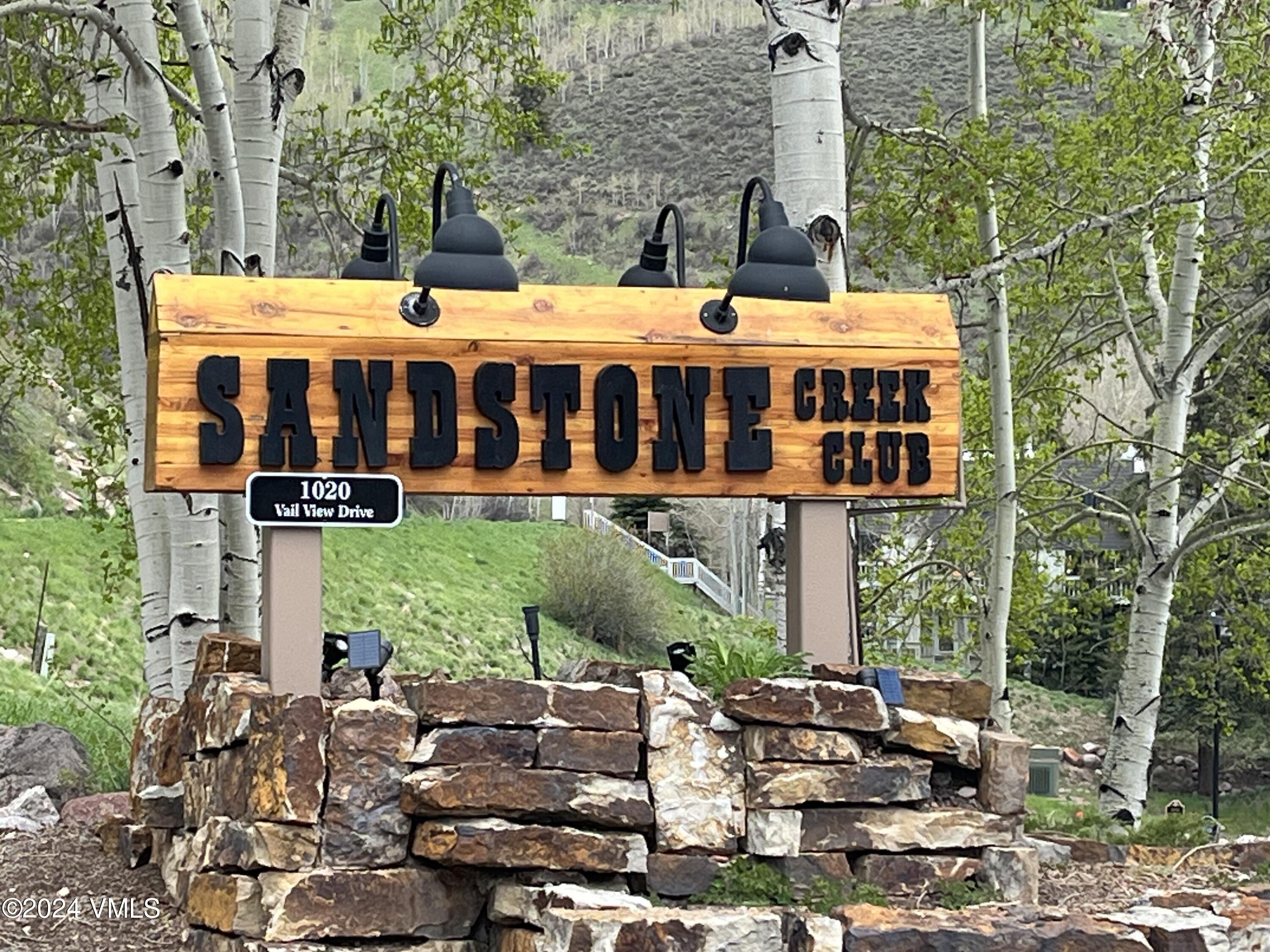 Sandstone Creek Club Sign