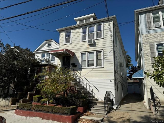 $899,900 | 959 Pierce Avenue | Morris Park