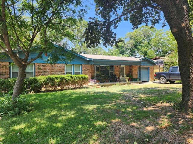 $239,900 | 3145 Ray Drive West | Oakhurst-Haltom City-Riverside