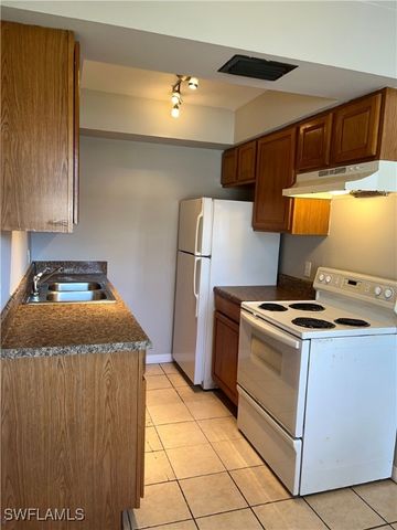 $1,200 | 2105 Canal Street, Unit 5 | Love Joy Park