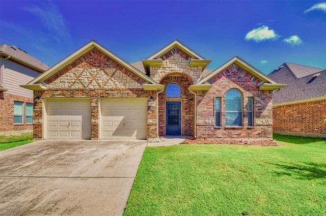 $490,000 | 9816 Mullins Crossing Drive | Far Southwest Fort Worth